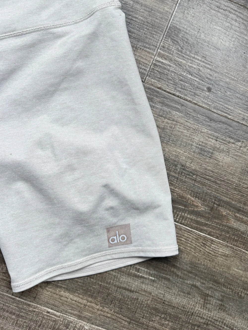 ALO Yoga Light Gray High-Waist Bike Shorts